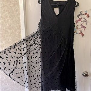 Suzanne Betro Black Asymmetrical Sheath Dress V-Neck Sleeveless (LARGE)